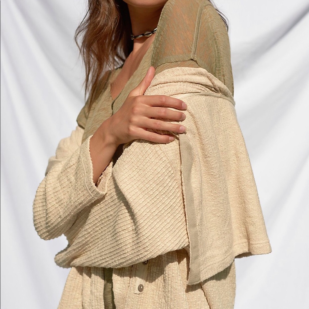 Free People classic cardigan in an oversized slouch silohouette. Runs large
